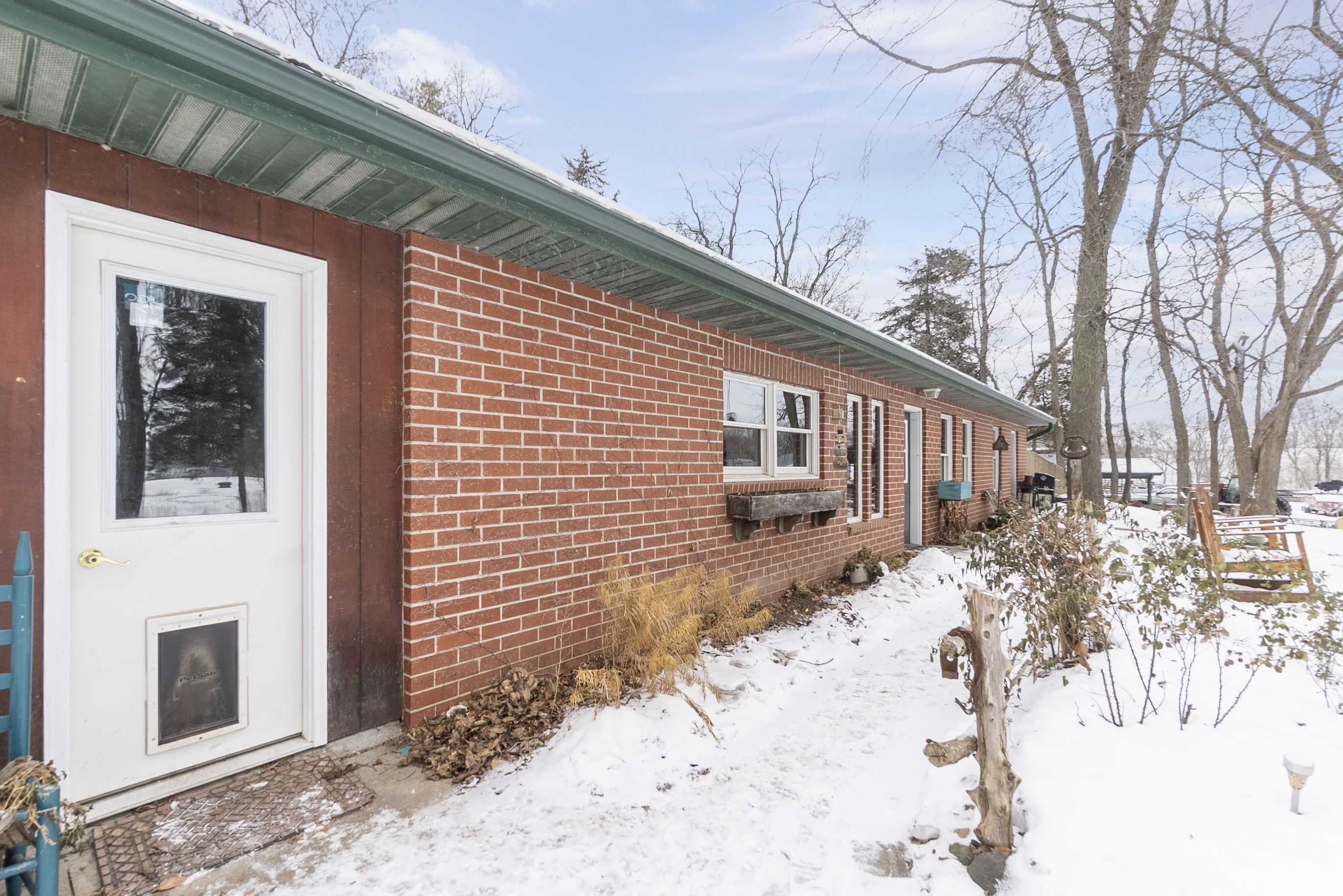 Listing Photo: 7-print-3251 Brandon Diagonal Blvd_Edits (7 of 52)